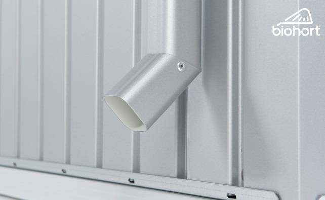 Obrázek k výrobku 38420 - Biohort Sada okapových svodů pro EUROPA, stříbrná metalíza, 2 kusy .