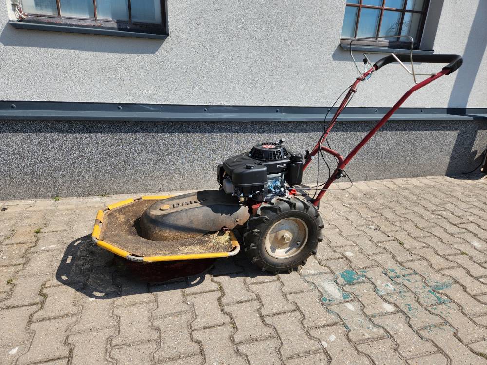 Obrázek k výrobku 93271 - Bubnová sekačka Dakr Tekton s motorem L196