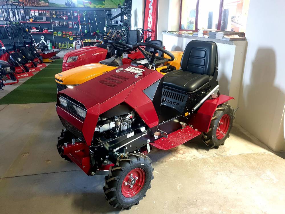 Obrázek k výrobku 72327 - DAKR Panter FD-5 malotraktor základní set