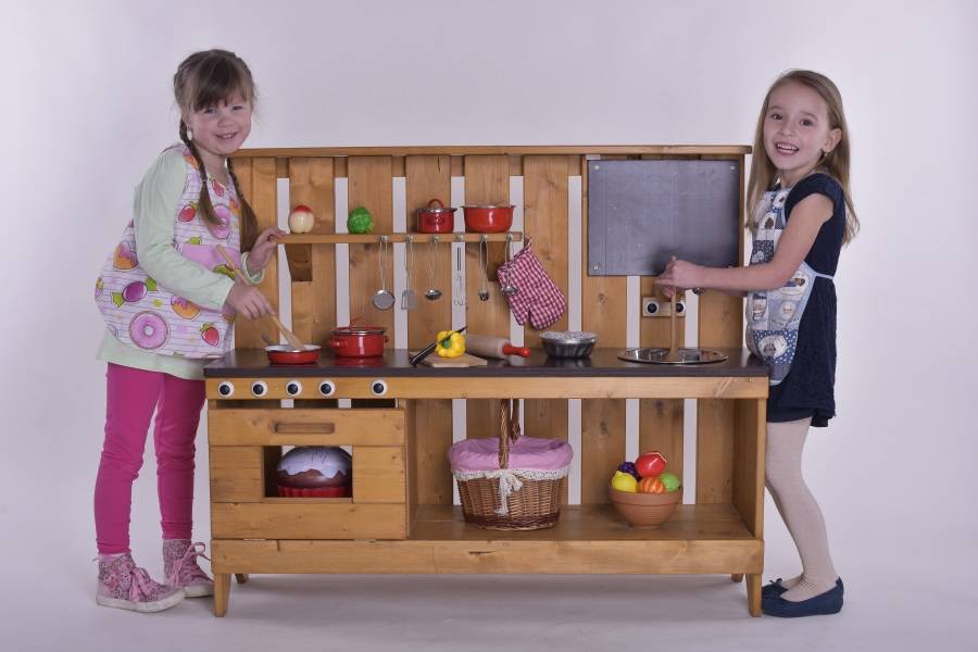 Obrázek k výrobku 49302 - Dětská dřevěná kuchyňka Anička .