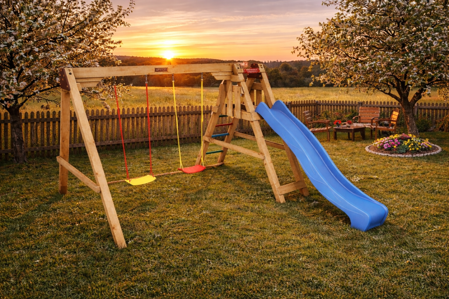 Obrázek k výrobku 18962 - DĚTSKÁ SESTAVA Monkey´s Home Dino 150 .