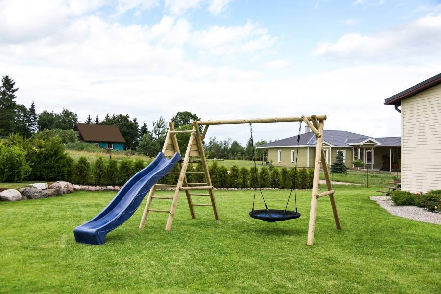 Obrázek k výrobku 62804 - Dětské hřiště s houpačkou Imprest KASPER + krabice hnízdo Dětské hřiště s houpačkou Imprest KASPER + krabice hnízdo