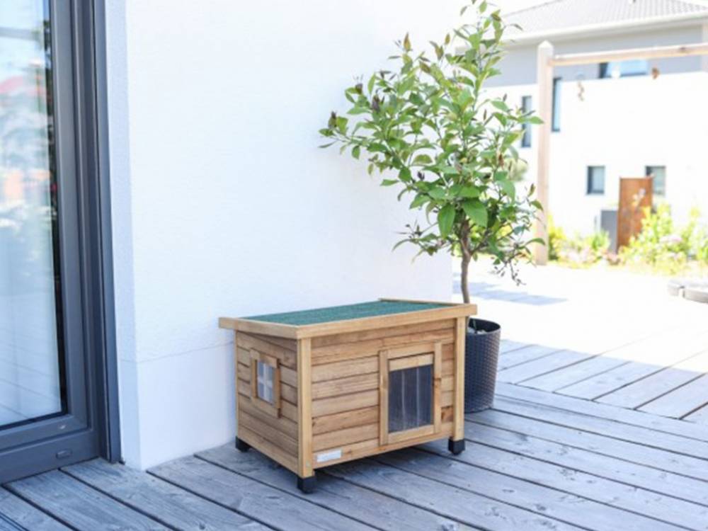 Obrázek k výrobku 81235 - Dřevěná bouda pro kočky KERBL RUSTICA 57 x 45 x 43 cm
