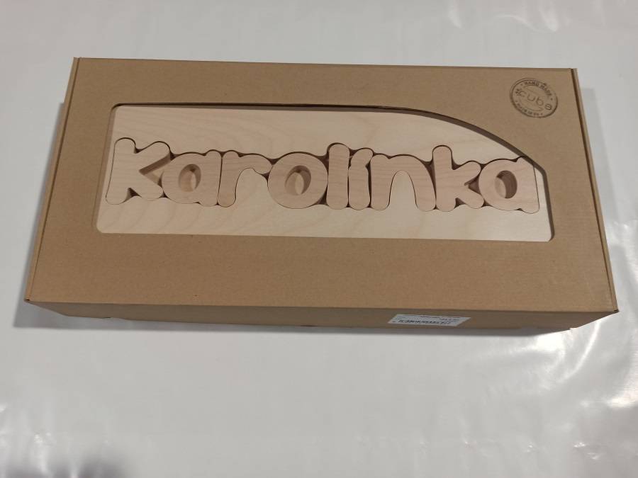 Obrázek k výrobku 49329 - Dřevěná stolička CUBS se JMÉNEM KAROLÍNKA  .
