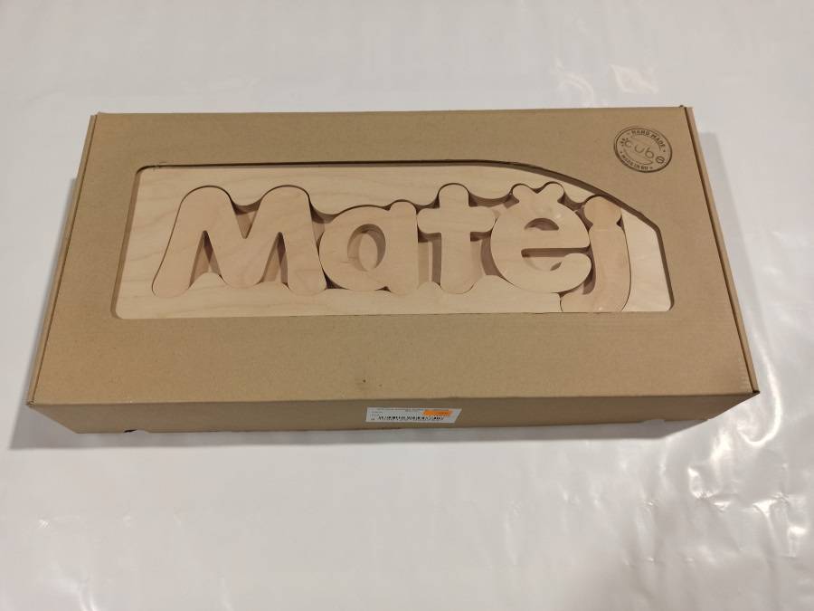 Obrázek k výrobku 49338 - Dřevěná stolička CUBS se JMÉNEM MATĚJ  .