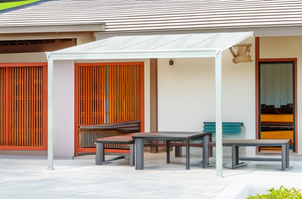 Obrázek k výrobku 62014 - hliníková pergola LANITPLAST WALL 33 bílá + bronz PC