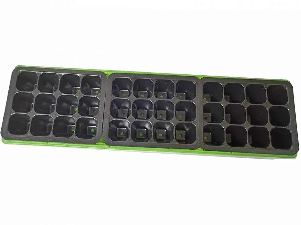 Obrázek k výrobku 79033 - Mini pařeniště + deska sadbová 36 polí.