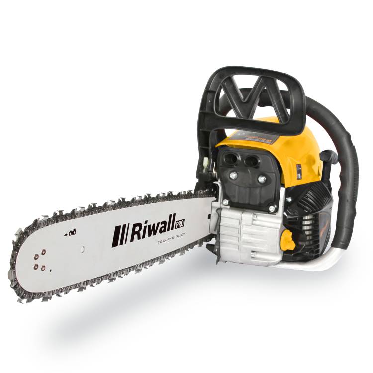 Obrázek k výrobku 94829 - Riwall PRO RPCS 5550řetězová pila s benzínovým motorem 55 ccm