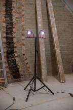 Obrázek k výrobku 75239 - Aku LED svítilna na stativu 2x20V  plus  220V 2x20W (bez AKU)