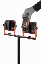 Obrázek k výrobku 75239 - Aku LED svítilna na stativu 2x20V  plus  220V 2x20W (bez AKU)