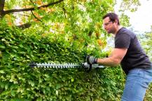 Obrázek k výrobku 78432 - AKU nůžky na živý plot HT2410E (pouze stroj)