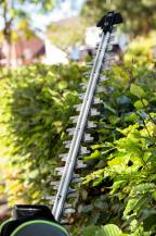 Obrázek k výrobku 78432 - AKU nůžky na živý plot HT2410E (pouze stroj)