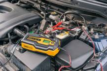 Obrázek k výrobku 71447 - Automatická nabíječka baterií 160W / 10A / 200Ah