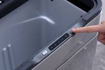 Obrázek k výrobku 78682 - Bezdotykový koš Helpmation ELEGANT 40 litrů