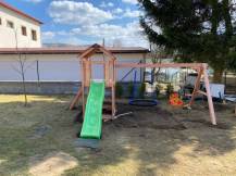 Obrázek k výrobku 78604 - Dětské hřiště Monkey´s Home Malý pirát RED s červenou skluzavkou Dětské hřiště Monkey´s Home Malý pirát RED s červenou skluzavkou