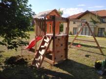 Obrázek k výrobku 82513 - Dětské hřiště Monkey´s Home Malý pirát SAM s červenou skluzavkou Dětské hřiště Monkey´s Home Malý pirát SAM s červenou skluzavkou