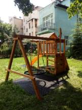 Obrázek k výrobku 82515 - Dětské hřiště Monkey´s Home Malý pirát SAM se zelenou skluzavkou Dětské hřiště Monkey´s Home Malý pirát SAM se zelenou skluzavkou