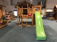 Obrázek k výrobku 62561 - Dětský domeček Monkey´s Home Chatrč pirát Spot Dětský domeček Monkey´s Home Chatrč pirát Spot