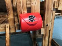 Obrázek k výrobku 62561 - Dětský domeček Monkey´s Home Chatrč pirát Spot Dětský domeček Monkey´s Home Chatrč pirát Spot