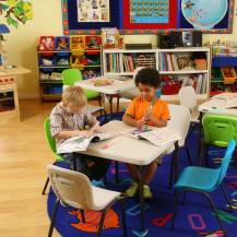 Obrázek k výrobku 41891 - dětský stůl 61 cm LIFETIME 80425