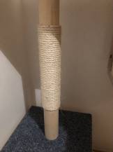 Obrázek k výrobku 54561 - Domek se škrabadlem 3v1 Beky levý Domek se škrabadlem 3v1 Beky levý