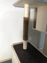 Obrázek k výrobku 54560 - Domek se škrabadlem 3v1 Grace levý Domek se škrabadlem 3v1 Grace levý