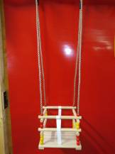 Obrázek k výrobku 20471 - Dřevěná dětská houpačka .