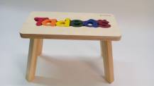Obrázek k výrobku 31125 - Dřevěná stolička CUBS se JMÉNEM TADEÁŠ barevná .