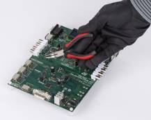 Obrázek k výrobku 36703 - KRT613003 - Kleště prodloužené ohnuté MINI