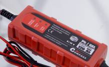 Obrázek k výrobku 68618 - Nabíječka mikroprocesor 1Amp 6/12V PB/GEL max. 120Ah