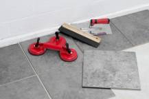 Obrázek k výrobku 15694 - Přísavka na sklo a obklady tříbodová