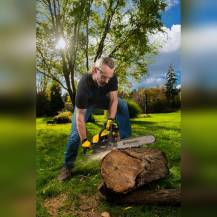 Obrázek k výrobku 80725 - Řetězová pila Riwall PRO RPCS 5140 SET + náhradní řetěz + rukavice + ochranné brýle