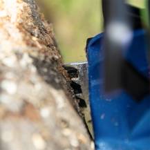 Obrázek k výrobku 91911 - Scheppach BC-CS355DUO-Xaku 20 V IXES řetězová pila (bez baterie a nabíječky)