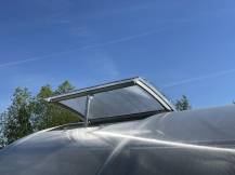 Obrázek k výrobku 93213 - střešní okno pro obloukový skleník LANITPLAST KYKLOP2 s PC 8 mm LG4499