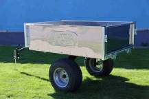 Obrázek k výrobku 81299 - Vozík pro zahradní traktory TRVMS nerez limitovaná edice